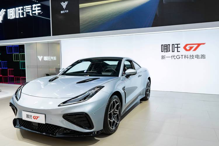 惠州惠阳区缘创超企业管理咨询哪吒汽车在智能汽车领域的表现，领途汽车在新能源汽车市场中的影响力